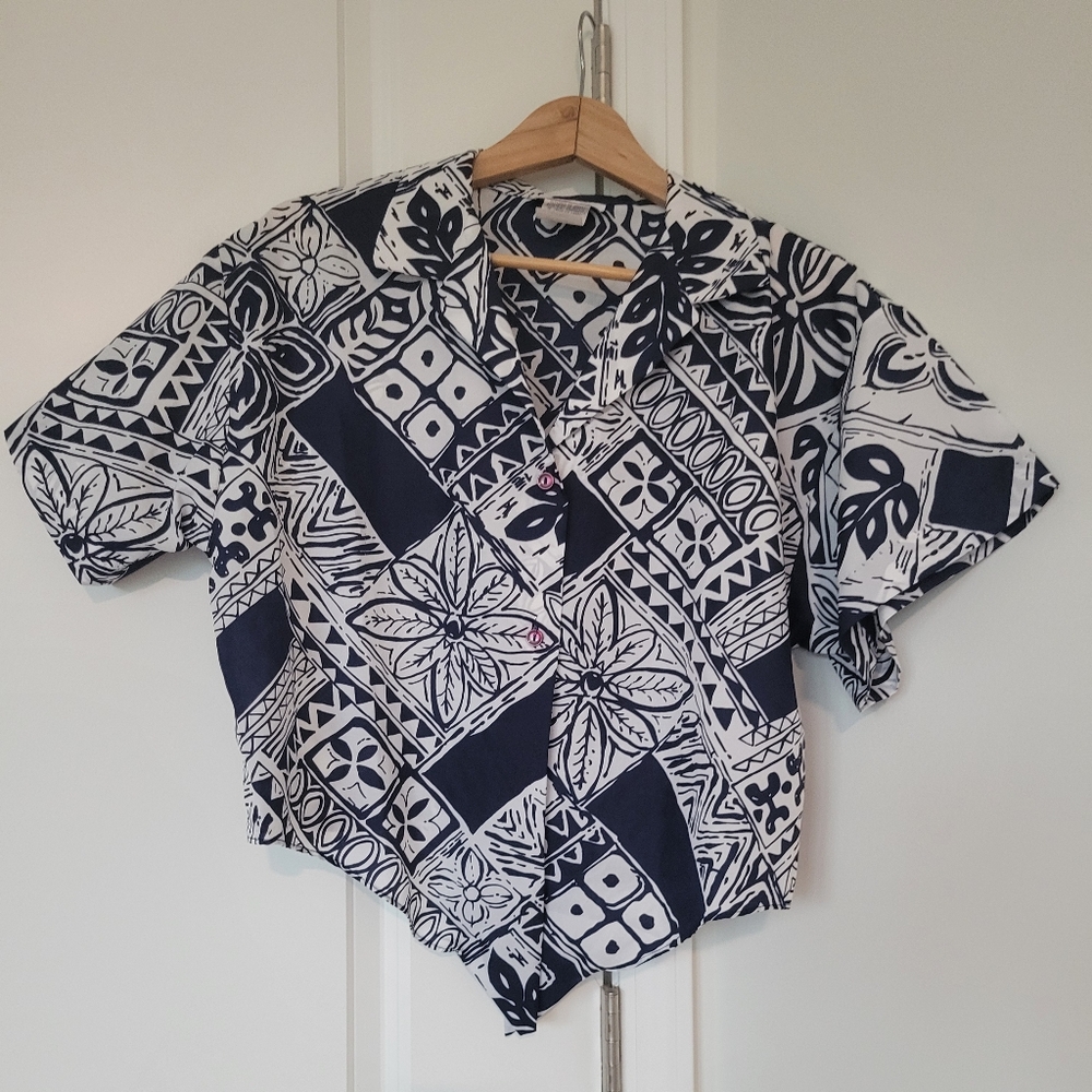 Seawind Polyester Front Tie Top Size L